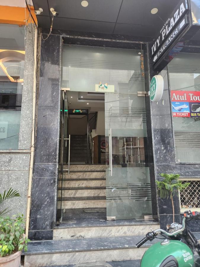 Hotel Ivy Plaza Luxury Nova Deli Exterior foto